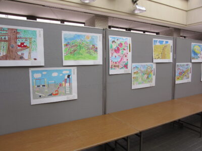 第４８回小学生公園絵画入賞作品展