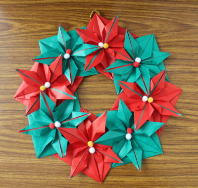 ★折り紙でクリスマスリースを作ろう